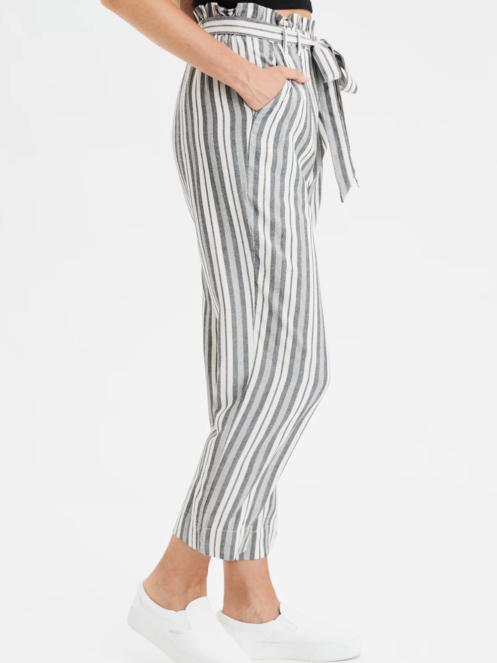 American Eagle Outfitters Striped Paperbag Waist Cropped Pants - Gray & White